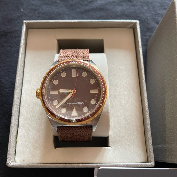 Morphic M69 series men's canvas strap watch - Picture 4 of 4